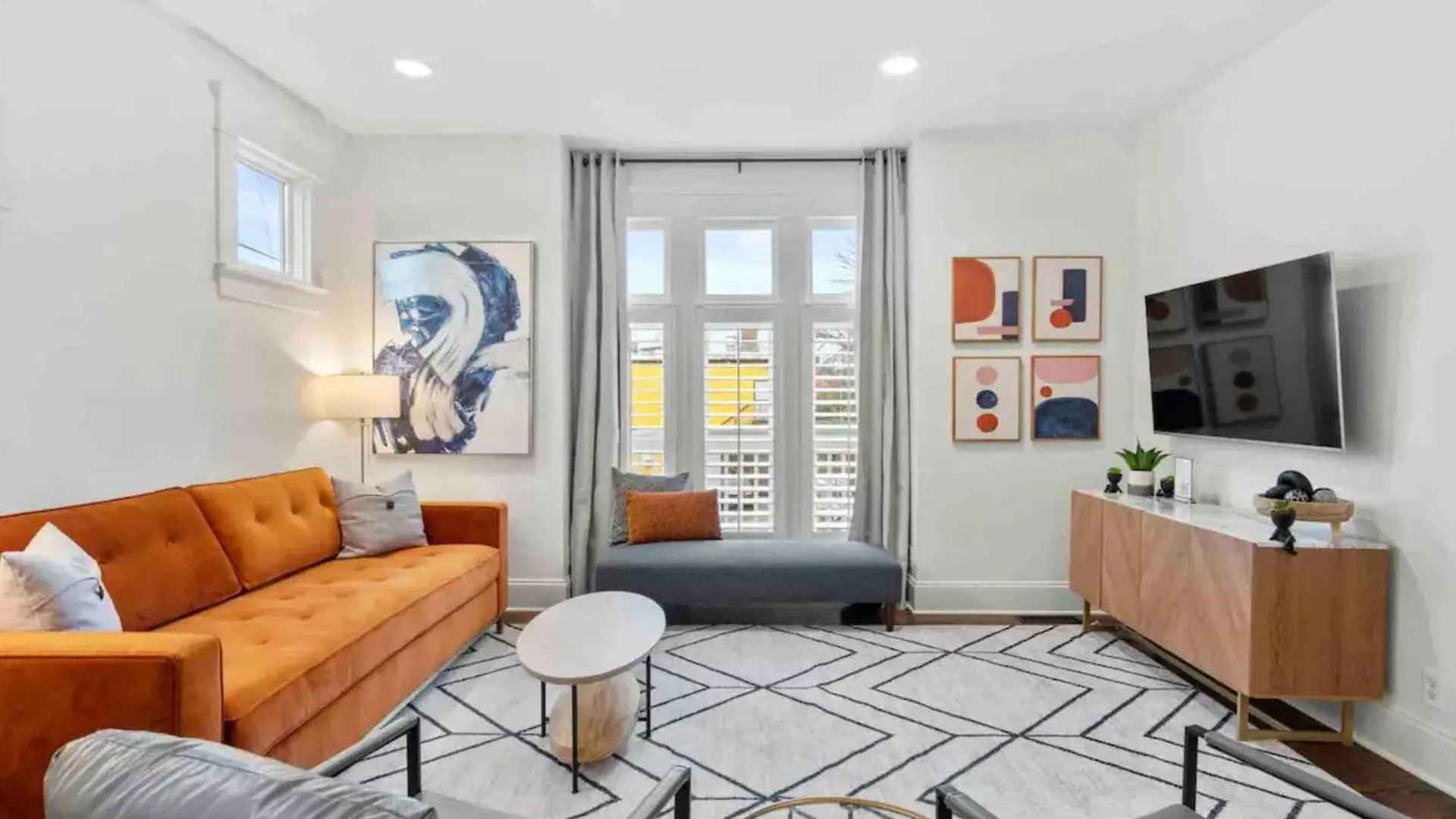 The Lockeland-Modern & Airy Escape, Walk To It All Nashville